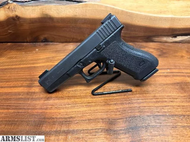 GLOCK 17from L&L OUTDOORS near Jay, Northeast, OK, OK